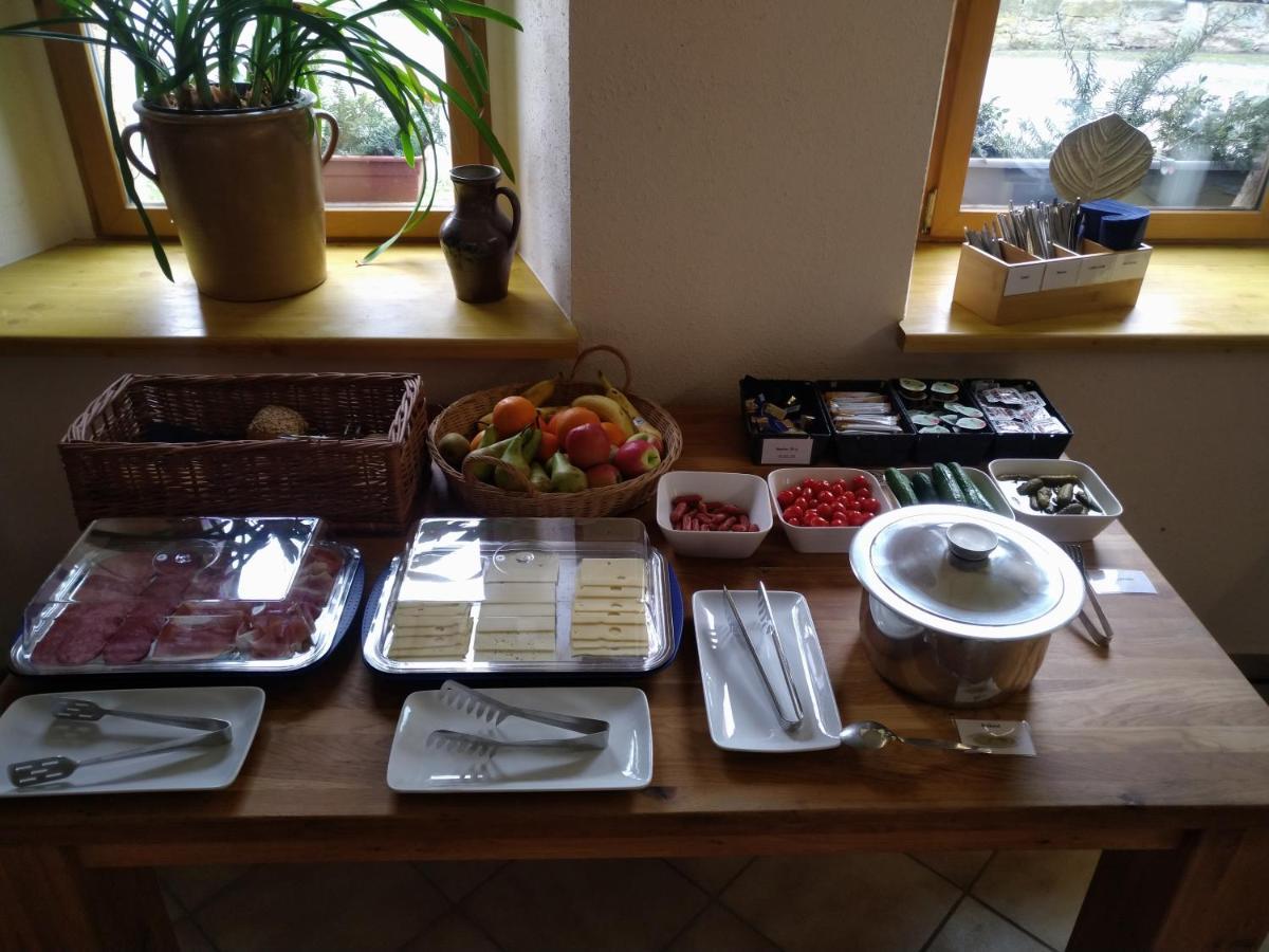Pension Schwalbenhof Gestut Bartos Lommatzsch Luaran gambar